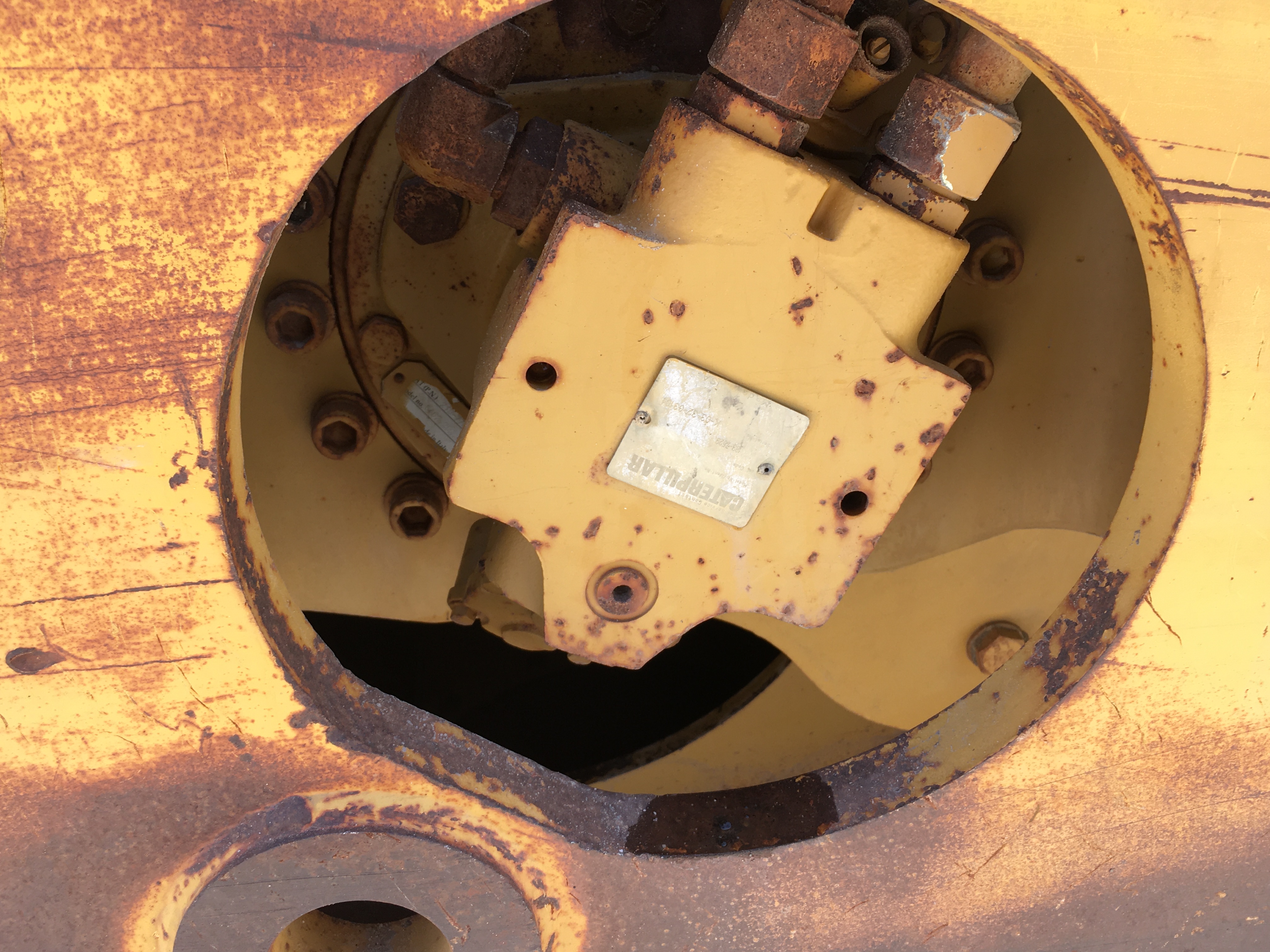 ./imagenes/INVOICE/2019/16609/COMPACTADOR CAT_CS433E (50).JPG